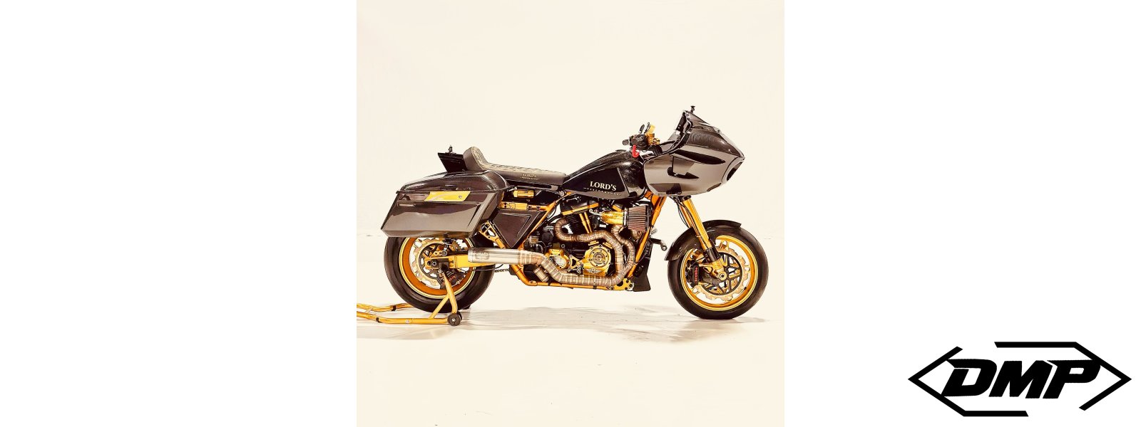 LORD's Performance Carbon Dele, distributet by DMP