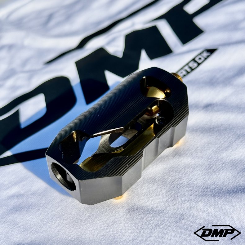 DMP Street Savage Bremse- og Gearpedaler candy guld indl�g
