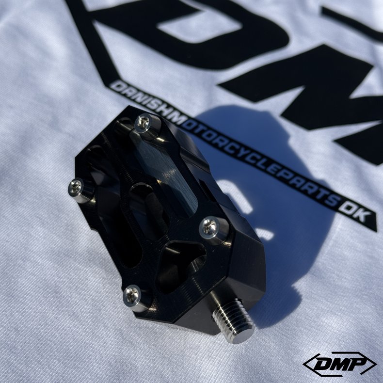 DMP Street Savage Bremse- og Gearpedaler rustfrit indl�g