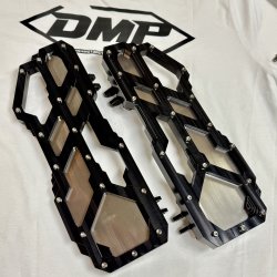 DMP "Street Savage" floorboard s�t, Race black med rustfri plade, Touring