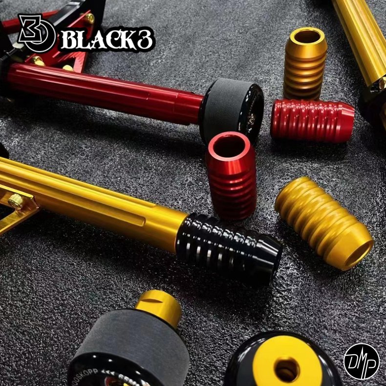 Black3, M8 Softail CNC crash bar