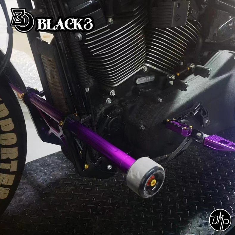 Black3, M8 Softail CNC crash bar
