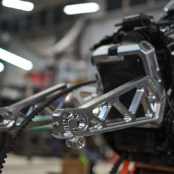 Black3 Swingarm Softail 2018+