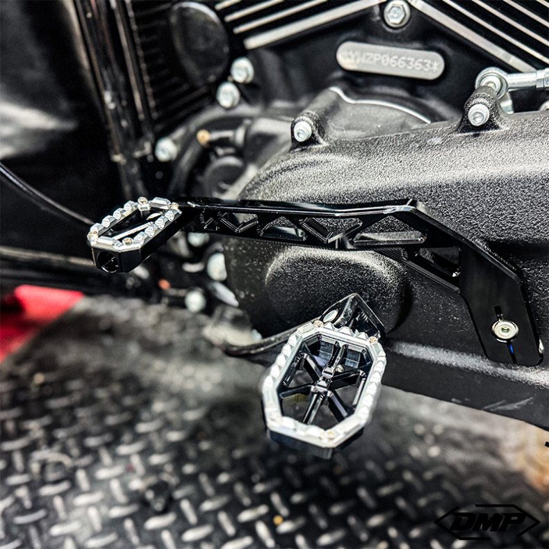 Black3 Gear/ Brake Peg