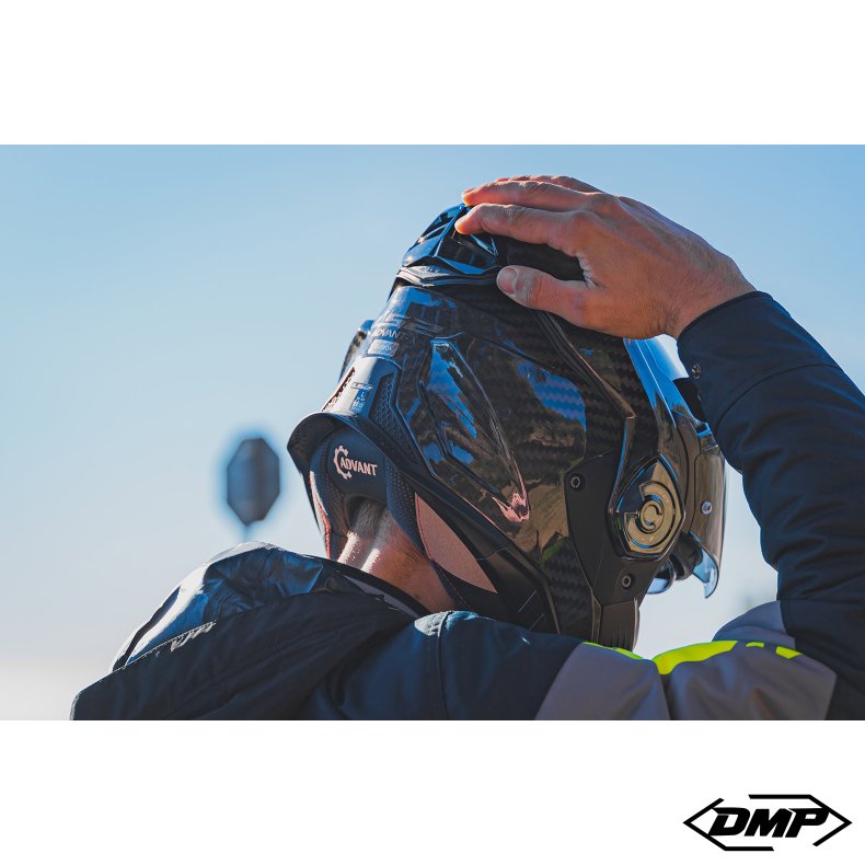 LS2 Advant X Carbon with intergrated Cardo intercom