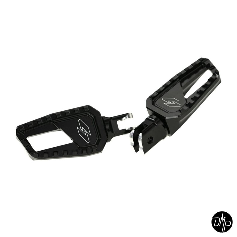Kraus, Apex Edge Pegs. Black M8 Softail (RIDER)