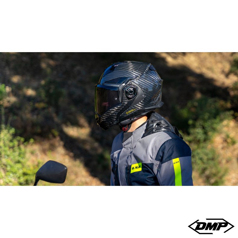 LS2 Advant X Carbon with intergrated Cardo intercom