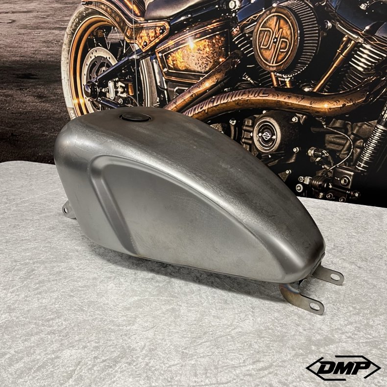 DMP Legacy peanut Gas tank for M8 Softail models