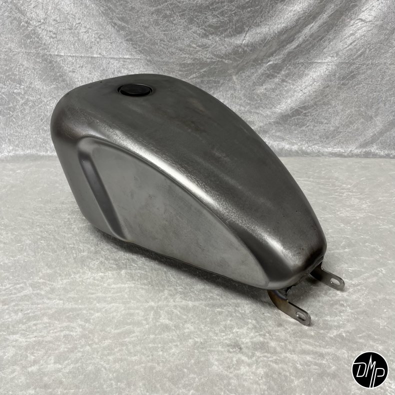 DMP Legacy peanut Gas tank for M8 Softail models