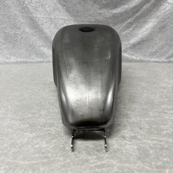 DMP Legacy peanut Gas tank for M8 Softail models