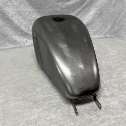 DMP Legacy peanut Gas tank for M8 Softail models
