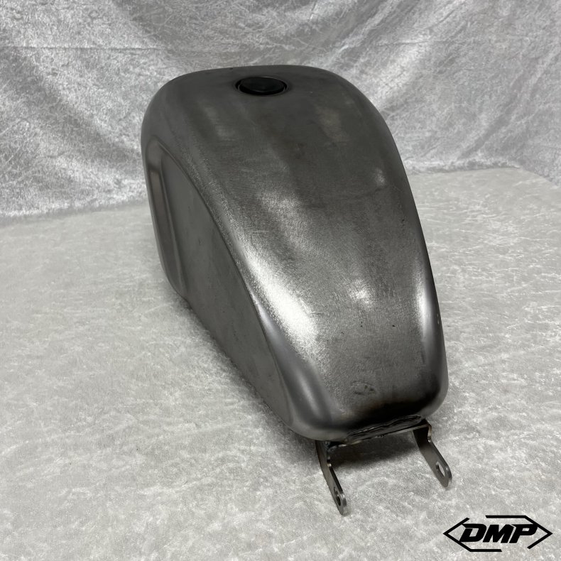 DMP Legacy peanut Gas tank for M8 Softail models