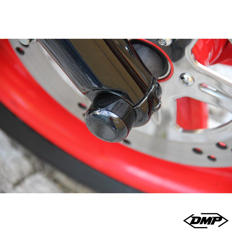 CULT-WERK, FRONT AXLE COVER KIT. GLOSS BLACK Dyna/Softail/Touring/V-Rod