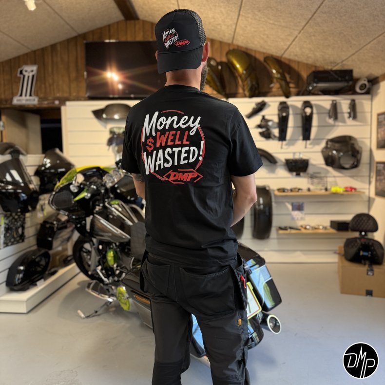 DMP T-shirt "Money well wasted"