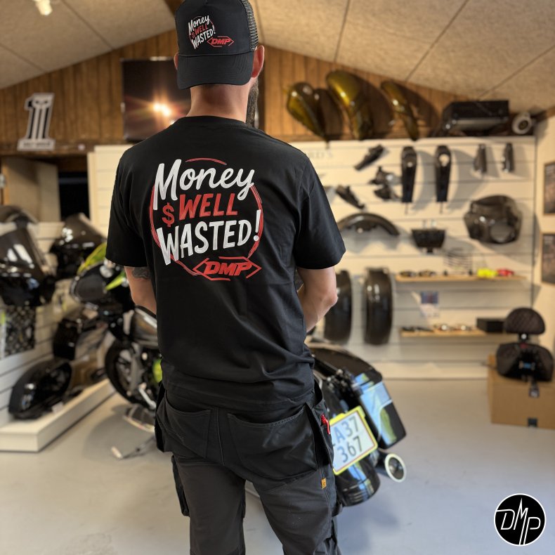 DMP T-shirt "Money well wasted"