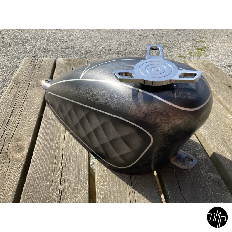 Custom Sportster "DMP EDITION" Motorcykel tank, universal 1.6 Gallon