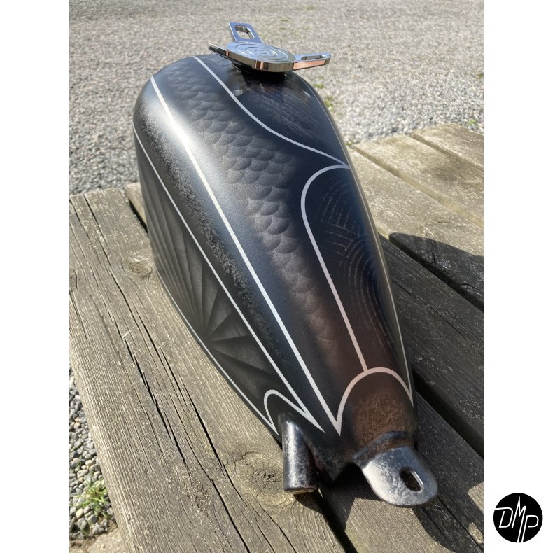 Custom Sportster "DMP EDITION" Motorcykel tank, universal 1.6 Gallon