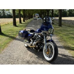 Harley-Davidson FLHRC Road King PERFORMANCE