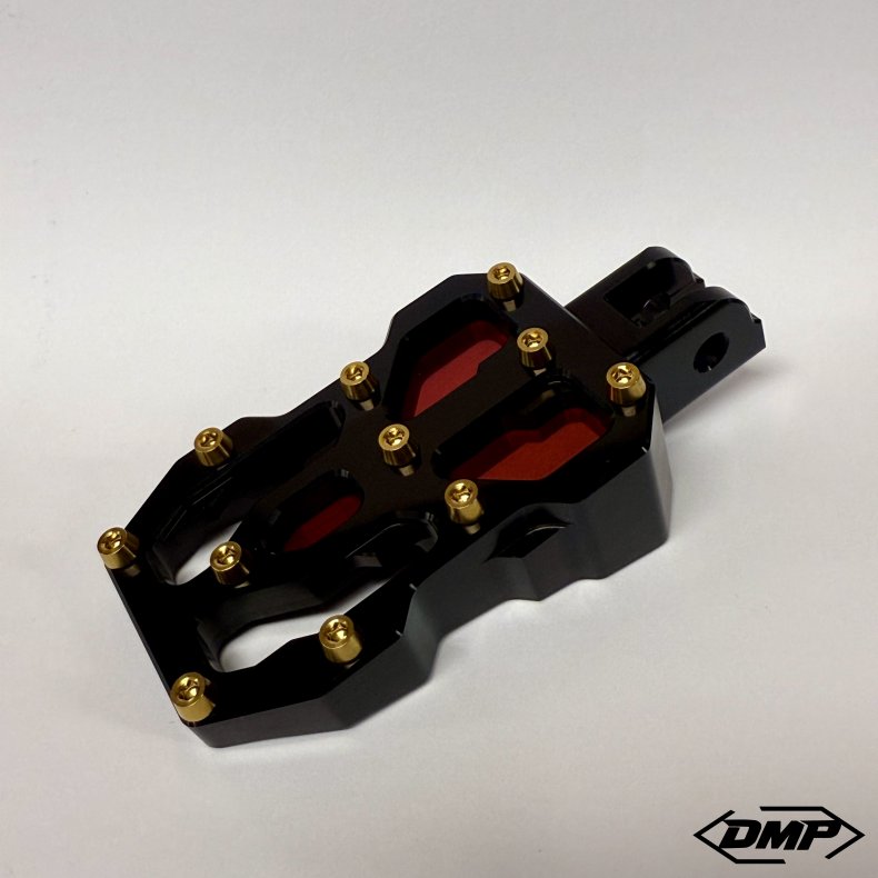 DMP "Street Savage" footpeg set, Race black With candy red plate