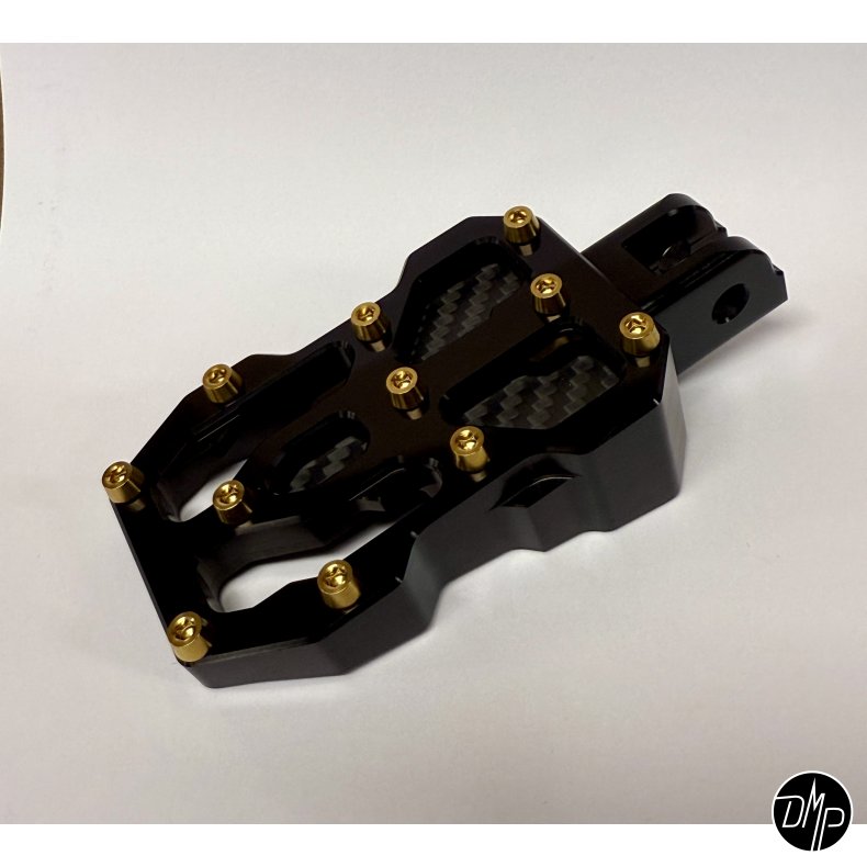 DMP "Street Savage" fodhviler, Race black med Mat 3K Carbon plade