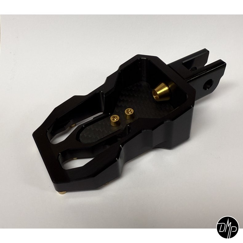 DMP "Street Savage" fodhviler, Race black med Mat 3K Carbon plade