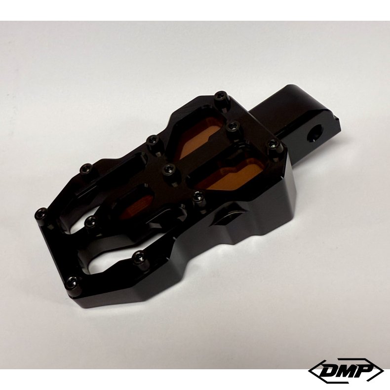 DMP "Street Savage" footpeg set, Race black With Copper plate