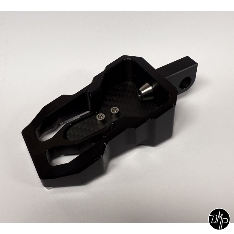 DMP "Street Savage" fodhviler, Race black med Mat 3K Carbon plade