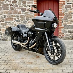 Harley-Davidson FXLRST Low Rider ST 