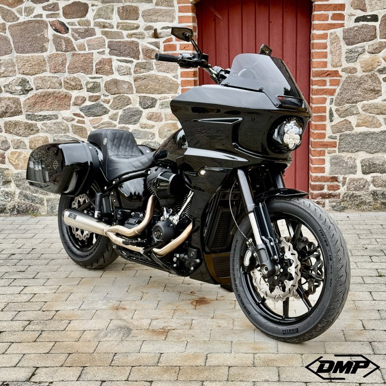 Harley-Davidson FXLRST Low Rider ST 