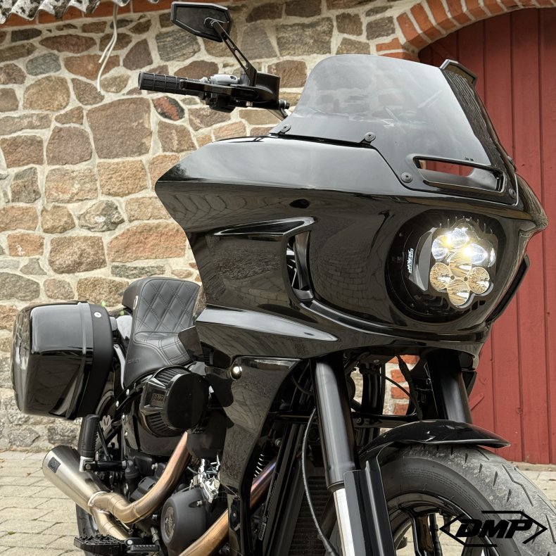 Harley-Davidson FXLRST Low Rider ST 