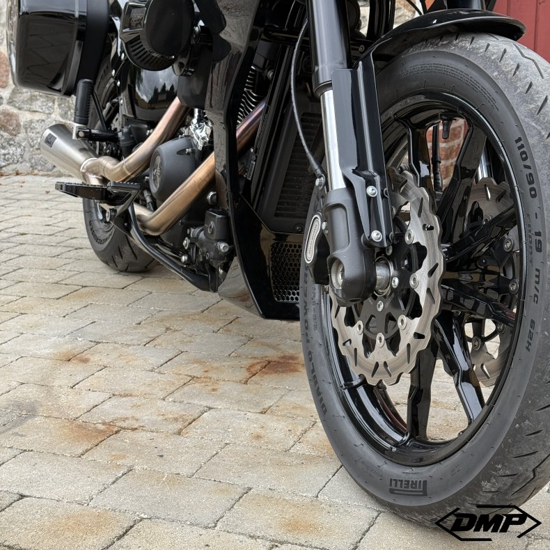 Harley-Davidson FXLRST Low Rider ST 
