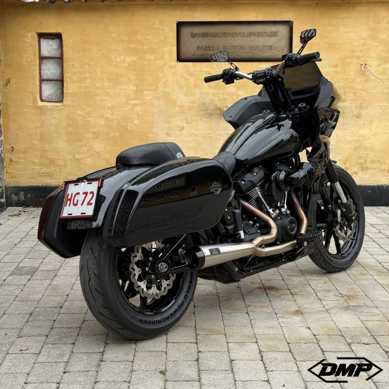 Harley-Davidson FXLRST Low Rider ST 