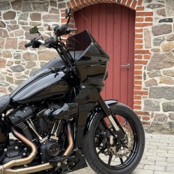 Harley-Davidson FXLRST Low Rider ST 