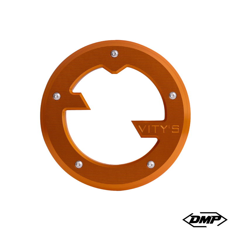 Vity�s Design Massive Derby Cover Orange M8 Softail