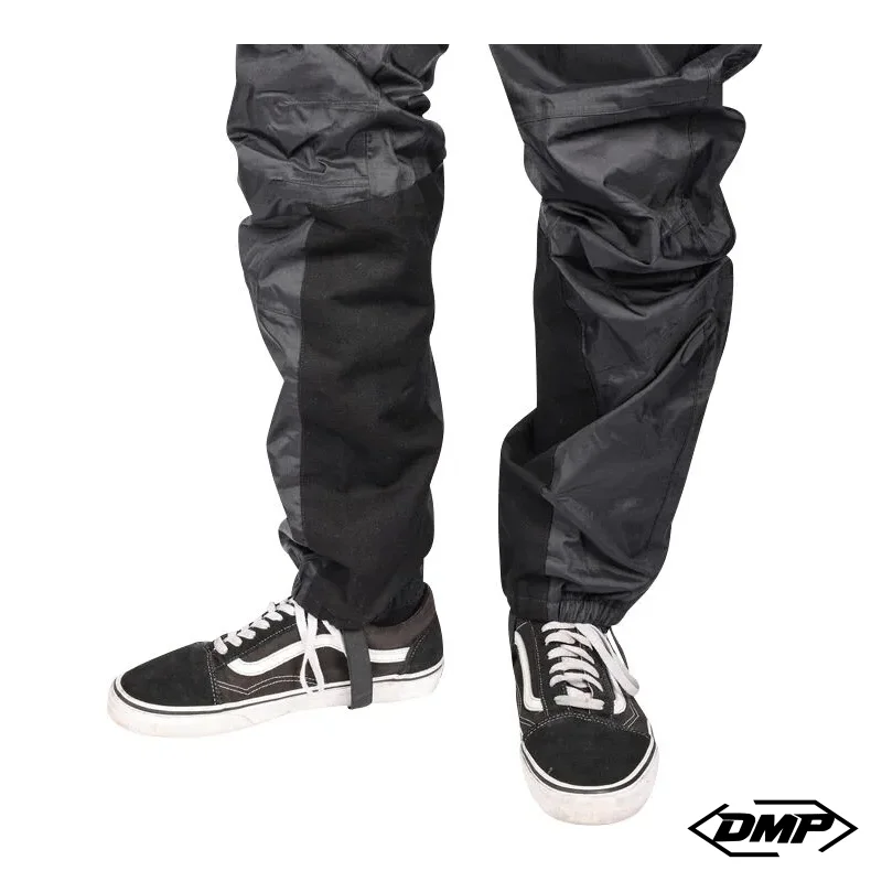 Thrashin Mission Windbreaker rainpants, black