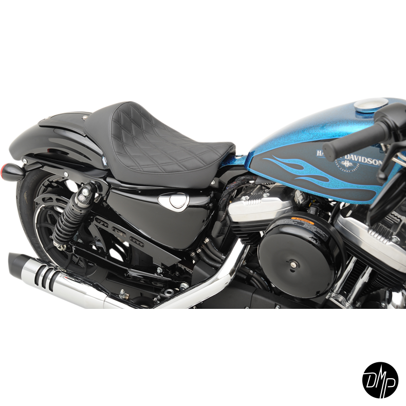 DRAG SPECIALTIES Solo sde CAFE Diamant syninger, sort, XL 10-22