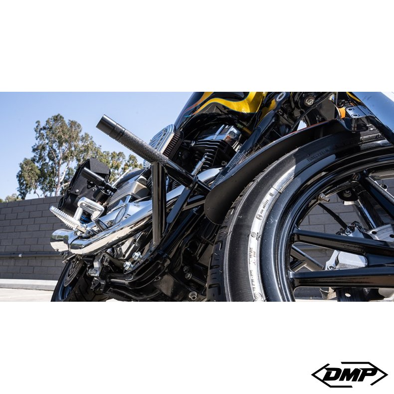 BURLY BRAND CRASH BAR DYNA 06-17