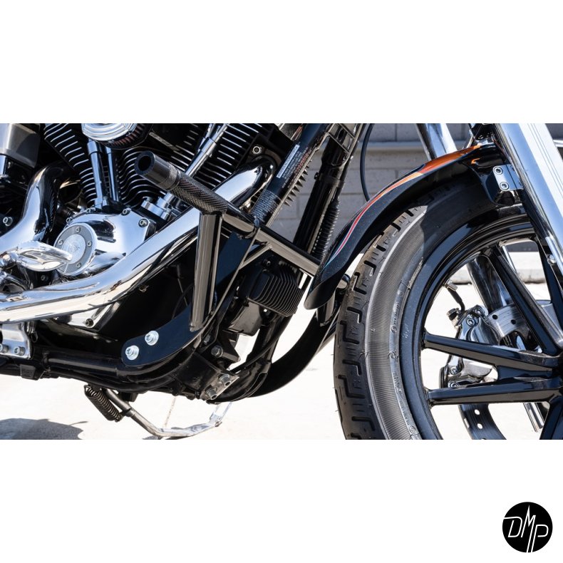 BURLY BRAND CRASH BAR DYNA 06-17