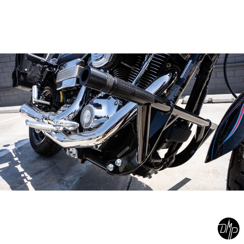 BURLY BRAND CRASH BAR DYNA 06-17