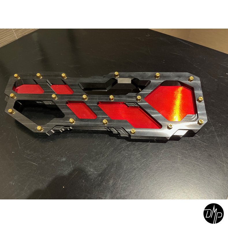 DMP "Street Savage" floorboard s�t, Race black med rustfri plade plade, Touring