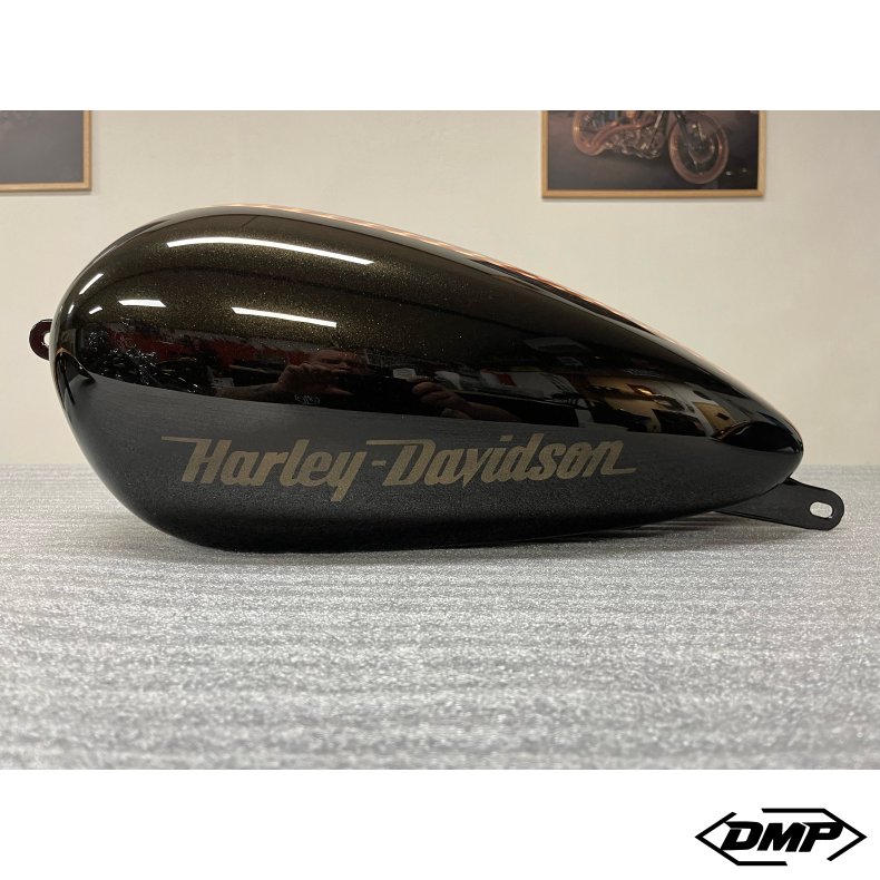 Softail M8 tank/sk�rm s�t custom lakeret.