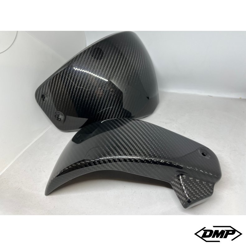 Lord�s Performance Carbon M8 Softail Side Covers