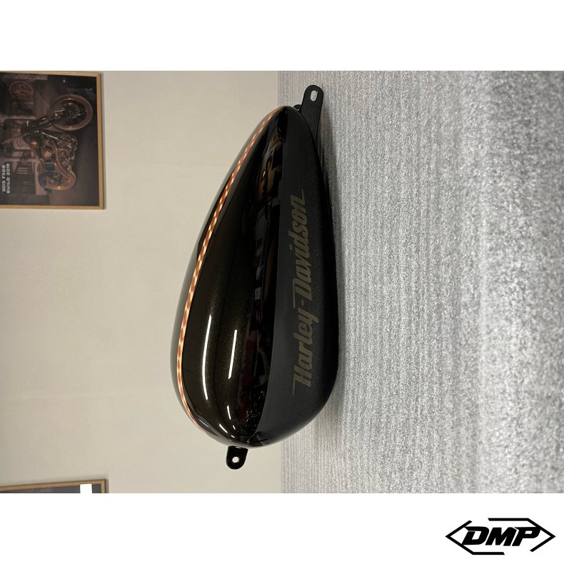 Softail M8 tank/sk�rm s�t custom lakeret.