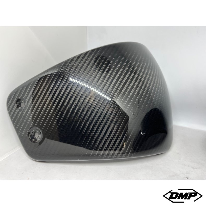Lord�s Performance Carbon M8 Softail Side Covers